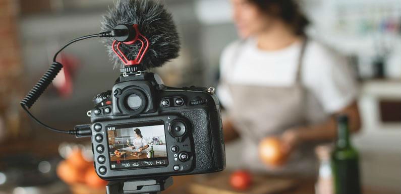 Beneficios de contratar a un influencer