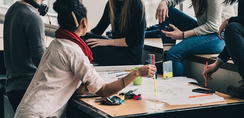 Becas y ayudas para alumnado en la Unión Europea