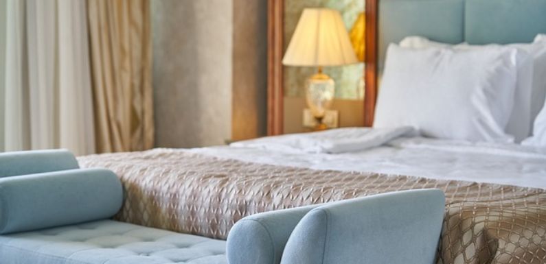 Cómo doblar las toallas en un hotel